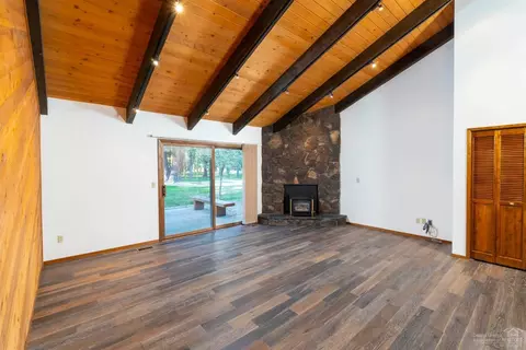 20950 King David Ave, Bend, OR 97702 photo 5