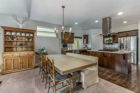 63307 Kalamata Loop, Bend, OR 97701 photo 8