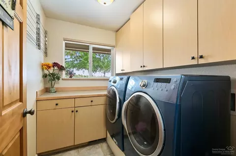 62770 Stenkamp Rd, Bend, OR 97701 photo 18