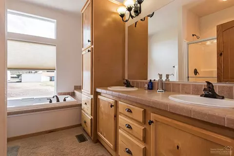 65950 93rd St, Bend, OR 97703 photo 17
