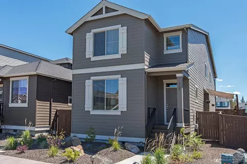 20843 Gateway Dr, Bend, OR 97702 photo 1