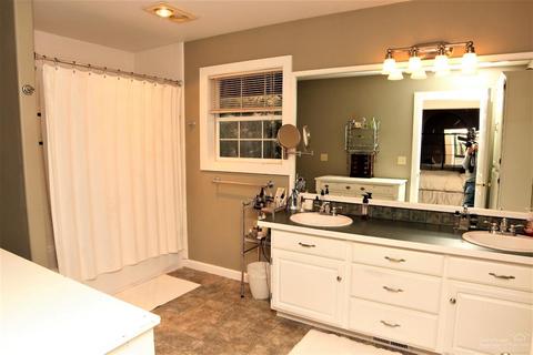 289 NW 16th St, Bend, OR 97703 photo 13