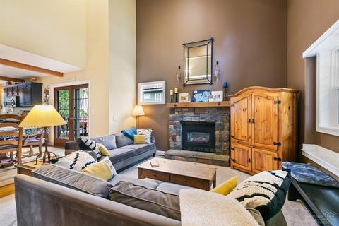 289 NW 16th St, Bend, OR 97703 photo 2