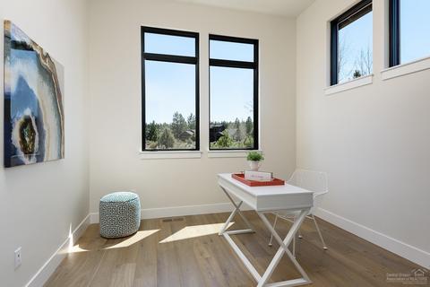 19466 Stafford Loop, Bend, OR 97702 photo 11