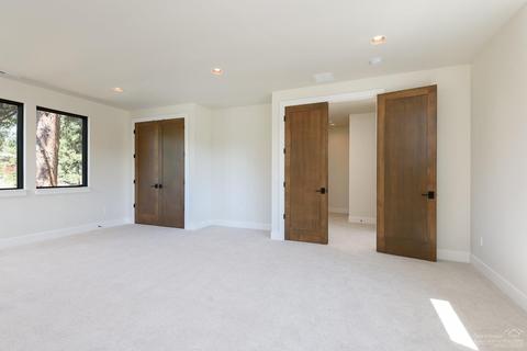 19466 Stafford Loop, Bend, OR 97702 photo 21