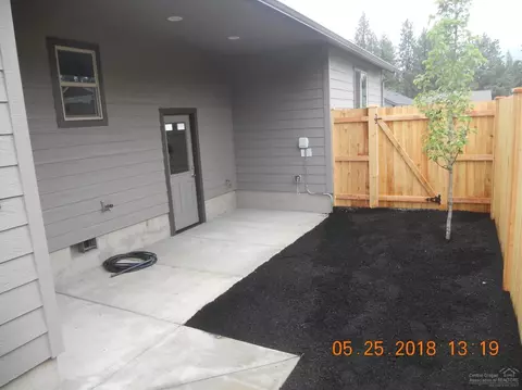 20021 SW Voltera Pl, Bend, OR 97702 photo 8