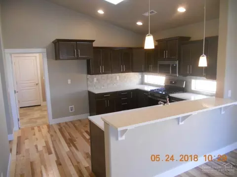 20021 SW Voltera Pl, Bend, OR 97702 photo 13