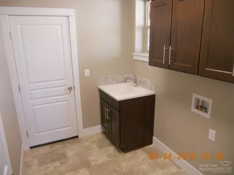 20021 SW Voltera Pl, Bend, OR 97702 photo 17