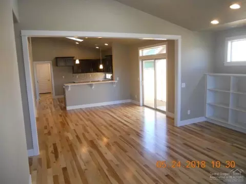 20021 SW Voltera Pl, Bend, OR 97702 photo 15