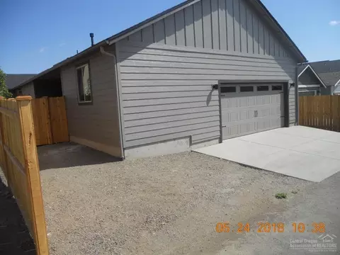 20021 SW Voltera Pl, Bend, OR 97702 photo 6