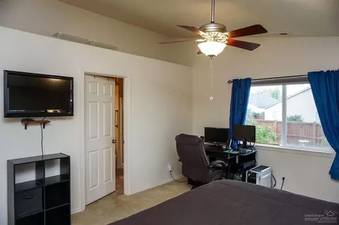 63181 Lancaster St, Bend, OR 97701 photo 9