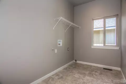 21199 Caleb Pl, Bend, OR 97702 photo 14
