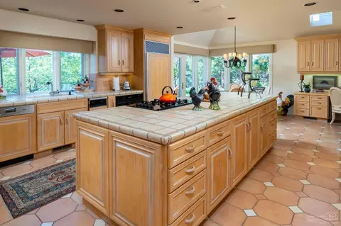 20045 Chaney Rd, Bend, OR 97703 photo 8