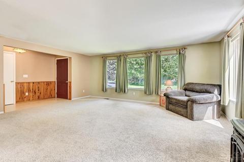 56635 Lunar Dr, Bend, OR 97707 photo 4