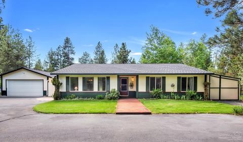 56635 Lunar Dr, Bend, OR 97707 photo 1