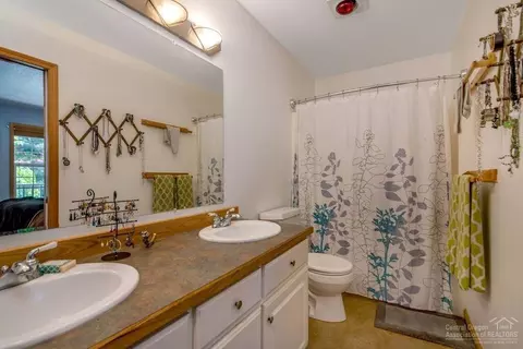 2634 NW Scandia Loop, Bend, OR 97703 photo 17