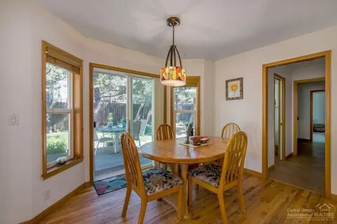 2634 NW Scandia Loop, Bend, OR 97703 photo 10