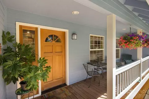 2634 NW Scandia Loop, Bend, OR 97703 photo 3