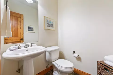 57422 Sun Eagle Ln, Sunriver, OR 97707 photo 4