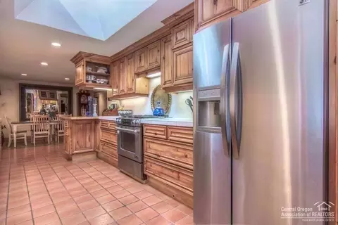 62275 Cody Rd, Bend, OR 97701 photo 3