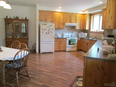 153482 Hackamore Ln, La Pine, OR 97739 photo 5