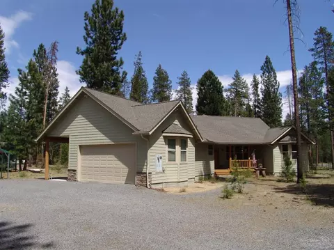 153482 Hackamore Ln, La Pine, OR 97739 photo 1