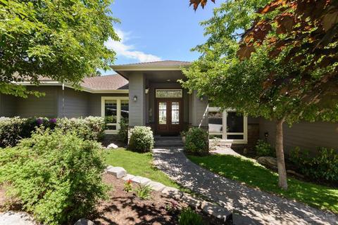 1844 NW Perspective Dr, Bend, OR 97703 photo 1