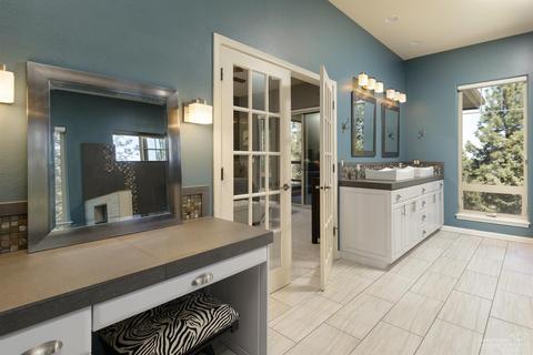 1844 NW Perspective Dr, Bend, OR 97703 photo 12