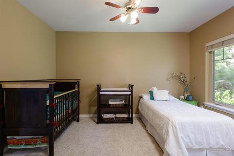 1844 NW Perspective Dr, Bend, OR 97703 photo 16