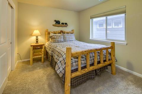 20157 Stonegate Dr, Bend, OR 97702 photo 18