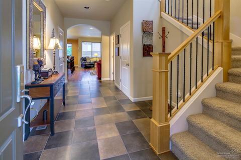 20157 Stonegate Dr, Bend, OR 97702 photo 3