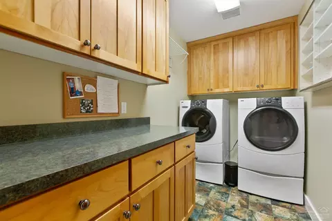 61950 Fall Creek Loop, Bend, OR 97702 photo 20