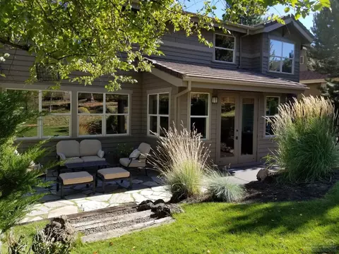 61950 Fall Creek Loop, Bend, OR 97702 photo 23
