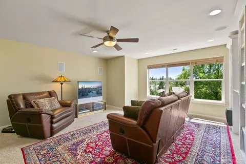 61950 Fall Creek Loop, Bend, OR 97702 photo 19
