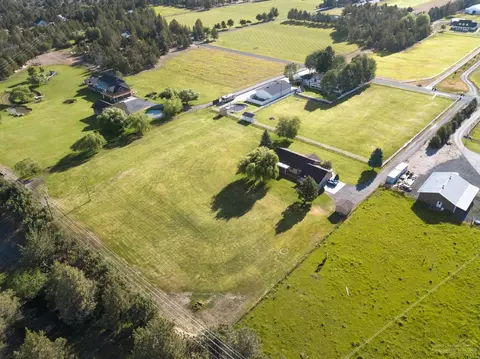 64485 Research Rd, Bend, OR 97703 photo 16