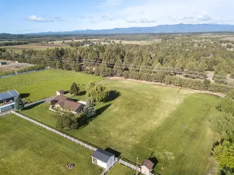 64485 Research Rd, Bend, OR 97703 photo 18