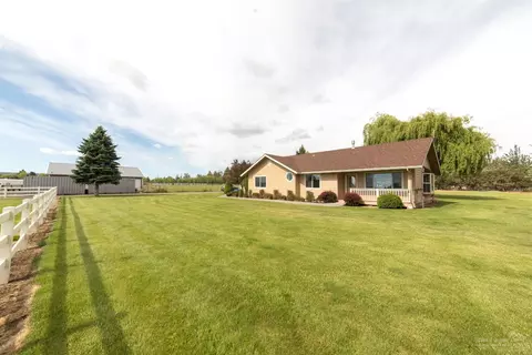 64485 Research Rd, Bend, OR 97703 photo 4