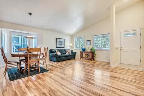 2626 NW Rainbow Ridge Dr, Bend, OR 97703 photo 5