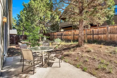 2626 NW Rainbow Ridge Dr, Bend, OR 97703 photo 25