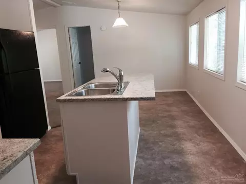 18908 Choctaw Rd, Bend, OR 97702 photo 2