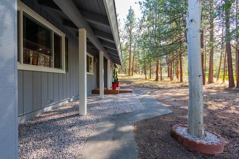 60300 Ridgeview Dr, Bend, OR 97702 photo 3