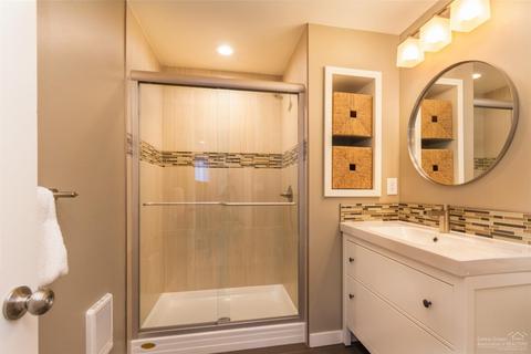 60300 Ridgeview Dr, Bend, OR 97702 photo 14