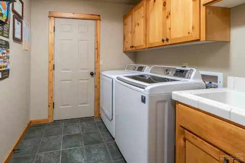 57711 Wallowa Loop, Sunriver, OR 97707 photo 16