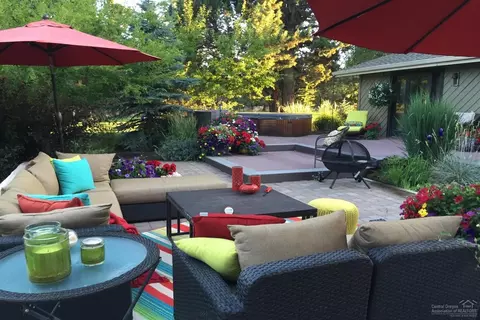 20143 Mathers Rd, Bend, OR 97703 photo 1