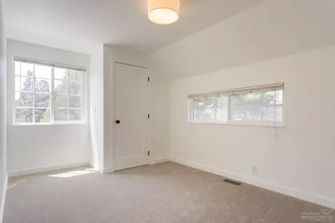 63855 Sunset Dr, Bend, OR 97703 photo 18