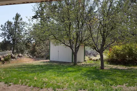 63855 Sunset Dr, Bend, OR 97703 photo 22