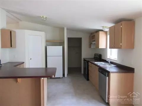 16310 Blacktail Ln, Bend, OR 97707 photo 3