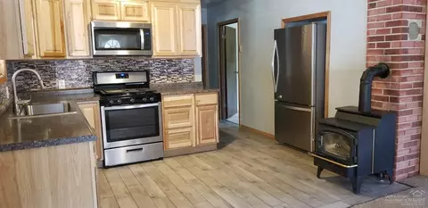 51372 Preble Way, La Pine, OR 97739 photo 4
