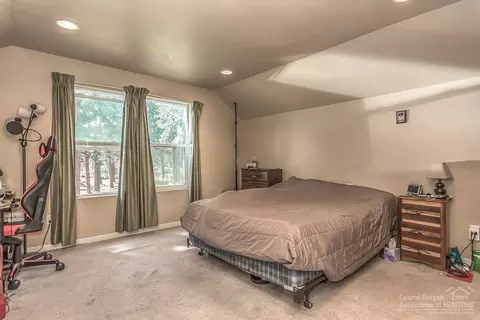 19449 Apache Rd, Bend, OR 97702 photo 20