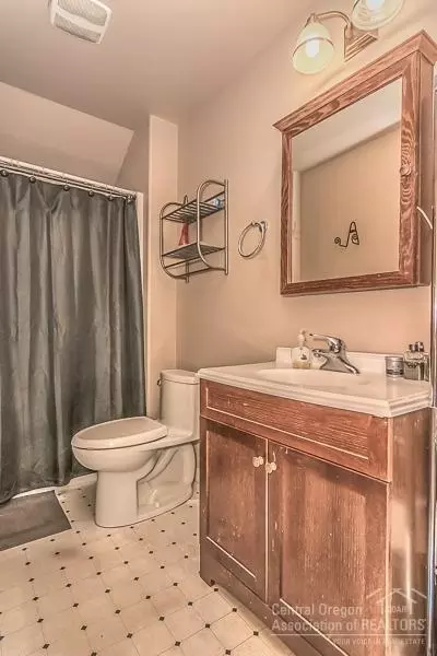 19449 Apache Rd, Bend, OR 97702 photo 21